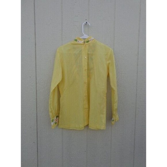 NOS Vtg 1970's Yellow Embroidered High Collar Blouse Pima Cotton Daisies - Picture 4 of 12